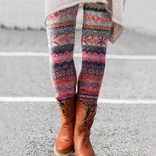 Load image into Gallery viewer, Retro Christmas Pattern Knitted Print Leggings