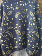 Load image into Gallery viewer, Vintage Lovely Floral Art Print Knit Turtleneck Pullover Sweater