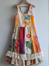Load image into Gallery viewer, Floral Pattern Lace Patchwork Linen Blend Dress c059