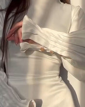 Load image into Gallery viewer, Elegant waisted pleated cuff dress