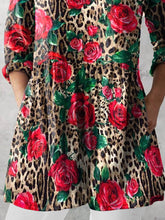 Load image into Gallery viewer, Women's Retro Leopard Floral Art Print Casual Cotton And Linen V-neck Top
