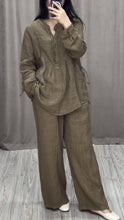 Load image into Gallery viewer, Women Cotton and Linen V-neck Two-piece Suit