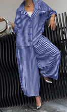 Load image into Gallery viewer, Women's Comfortable Striped Top And Pants Two-Piece Set