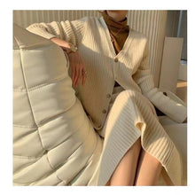 Load image into Gallery viewer, Retro Western Style Sweater And Skirt Two-Piece Set