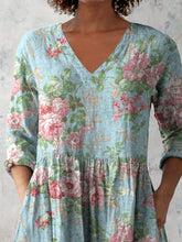 Load image into Gallery viewer, Women's Retro Floral Art Print Casual Cotton And Linen V-neck Top