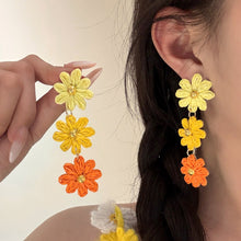 Load image into Gallery viewer, Colorful Straw Flower Holiday Tassel Earrings