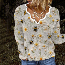 Load image into Gallery viewer, Daisy Bee Embroidery Art Print Knitted Sweater
