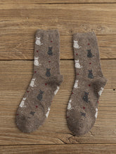 Load image into Gallery viewer, Lovely Cats &amp; Heart Pattern Comfy Knit Socks