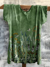 Load image into Gallery viewer, Vintage Embroidered Fresh Floral Cotton T-shirt