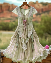 Load image into Gallery viewer, Summer Vintage Floral Lace Patchwork Purple Dress 9144