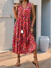 Load image into Gallery viewer, Tummy Flattering Floral Sleeveless Dress