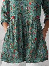 Load image into Gallery viewer, Women's Retro Floral Art Print Casual Cotton And Linen V-neck Top