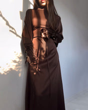 Load image into Gallery viewer, Elegant waisted pleated cuff dress