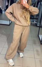 Load image into Gallery viewer, Women's Casual Round Neck Diamond Hooded Two Piece Suit