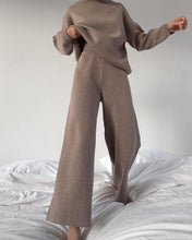 Load image into Gallery viewer, Knitted solid color loose casual suit