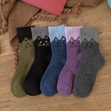 Load image into Gallery viewer, Lovely Cat Face Contrast Color Knit Socks Set