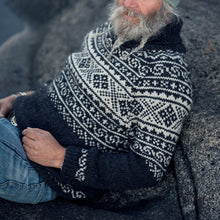 Load image into Gallery viewer, Vintage Beautiful Norwegian Setesdals Knit Jacquard Crew Neck Sweater（Unisex）