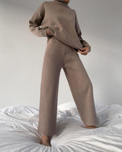 Load image into Gallery viewer, Knitted solid color loose casual suit