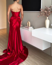 Load image into Gallery viewer, Elegant Strapless Party Dress