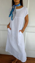 Load image into Gallery viewer, Round Neck Short Sleeve Pocket Dress