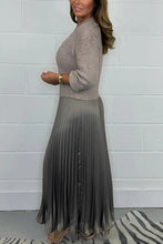 Load image into Gallery viewer, Women's solid color Long Sleeve Jumper &amp; Pleated Bottom Dress Fashion Trends