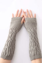 Load image into Gallery viewer, Fingerless Knitted Arm Gloves