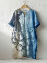 Load image into Gallery viewer, Japanese Octopus In Gradient Art Linen Tank Dress