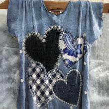 Load image into Gallery viewer, Retro Heart Graphic Casual Tee 37cf