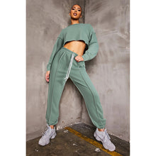 Load image into Gallery viewer, Casual Crop Top And Pants Sports Suit