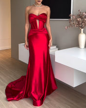 Load image into Gallery viewer, Elegant Strapless Party Dress