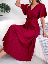 Load image into Gallery viewer, Crossover V-neck Pleated Maxi dress