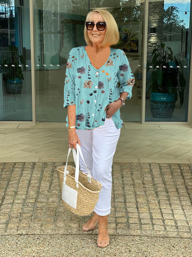 V-neck Buttons Printed 3/4 Sleeve Tunic Topss