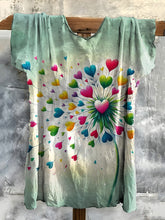 Load image into Gallery viewer, Retro Heart Graphic Casual Tee 948f
