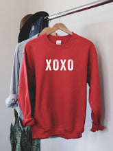 Load image into Gallery viewer, Women's XOXO Print Crew Neck Sweatshirt
