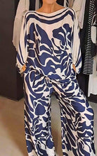 Load image into Gallery viewer, Women&#39;s Round Neck Printed Satin Suit