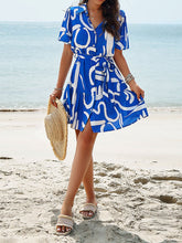 Load image into Gallery viewer, Feminine and Elegant Printed Short Sleeve Dress