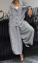 Load image into Gallery viewer, Women's Comfortable Striped Top And Pants Two-Piece Set