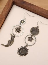 Load image into Gallery viewer, Women&#39;s Vintage Sun Moon Earrings