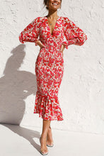 Load image into Gallery viewer, Rowena Floral Bishop Sleeve Smocked Midi Dress