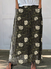 Load image into Gallery viewer, Women&#39;s Dark Floral Linen Pocket Skirt